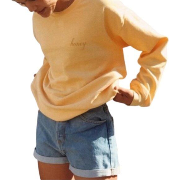 Brandy Melville John Galt yellow honey embroidered crewneck sweatshirt size M - Picture 1 of 6